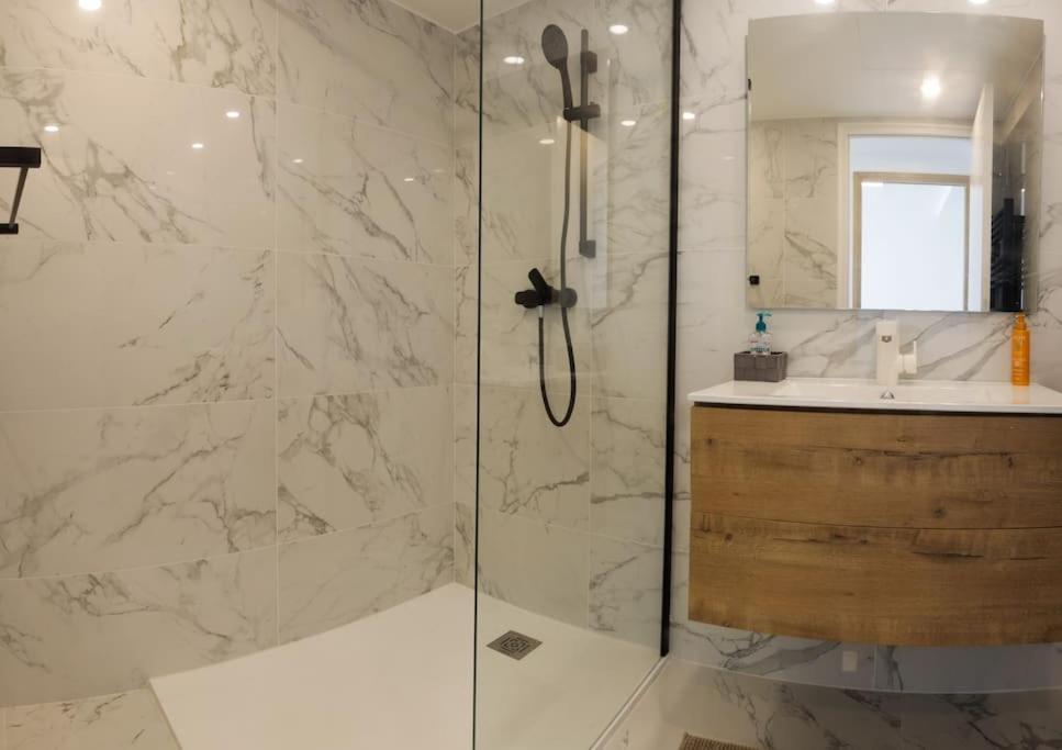 Port Azur Apartman Vallauris Kültér fotó