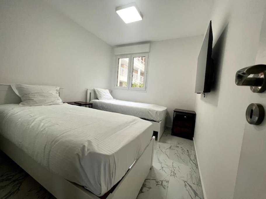 Port Azur Apartman Vallauris Kültér fotó
